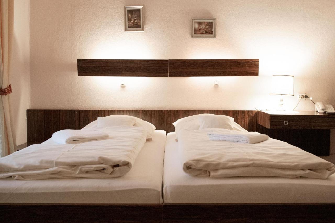 Haus Mecklenburg Hotel Pension Bad Salzuflen Esterno foto